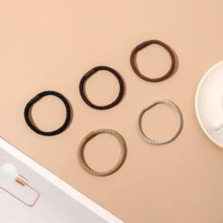 Amelie Hair Tie -Mode- En Schoonheidswinkel https media prod eu 1.mirakl.net SOURCE 4d99267a8e694520849ac760a030fef6